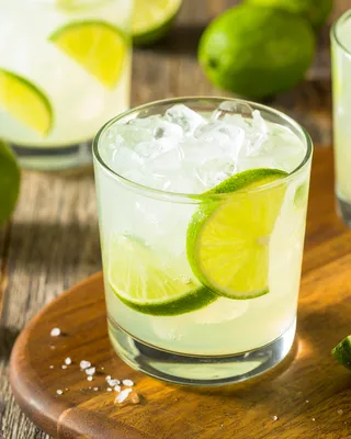 Caipirinha i rocksglas