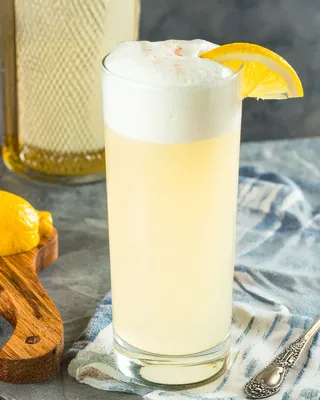 Ramos Gin Fizz i collinsglas