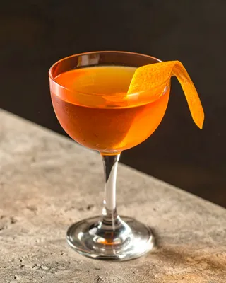 Tequila Manhattan i coupe